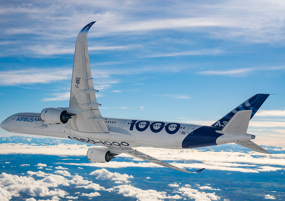 a350-1000_first_flight_in_flight-036