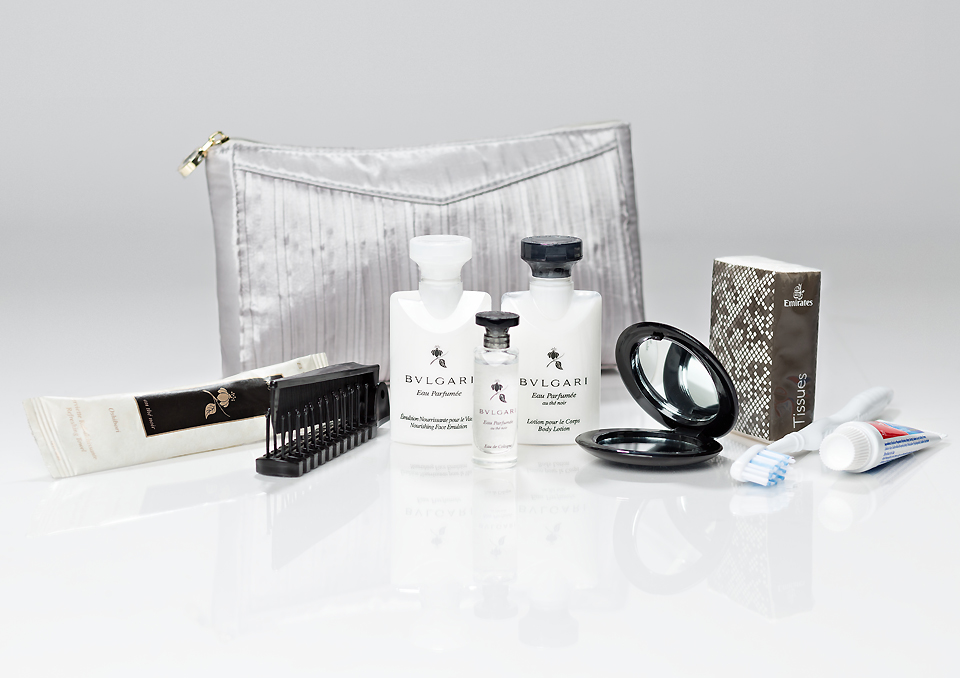 emirates-ladies-business-class-bulgari-amenity-kits