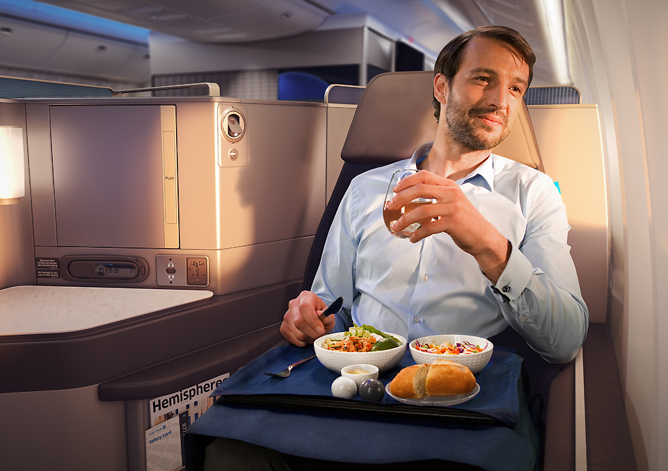 United Polaris dining on-board the B-787
