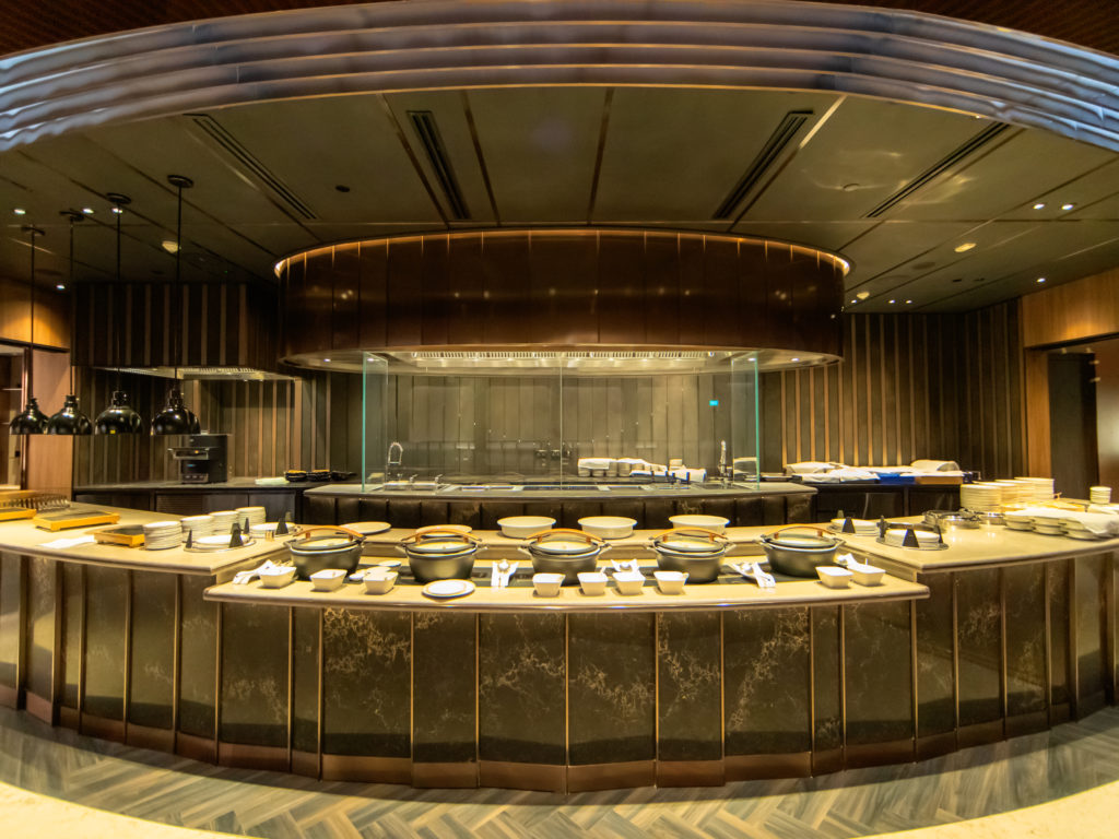 Live cooking station at Singapore Airlines First Class lounge