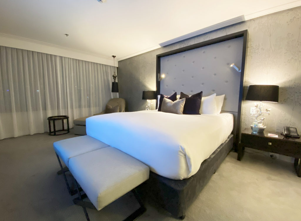 Sofitel Mybed in the Junior Suite bedroom